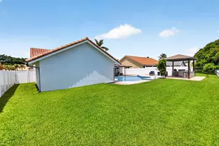 9696 Majestic Way, Boynton Beach, FL 33437 - Photo 45