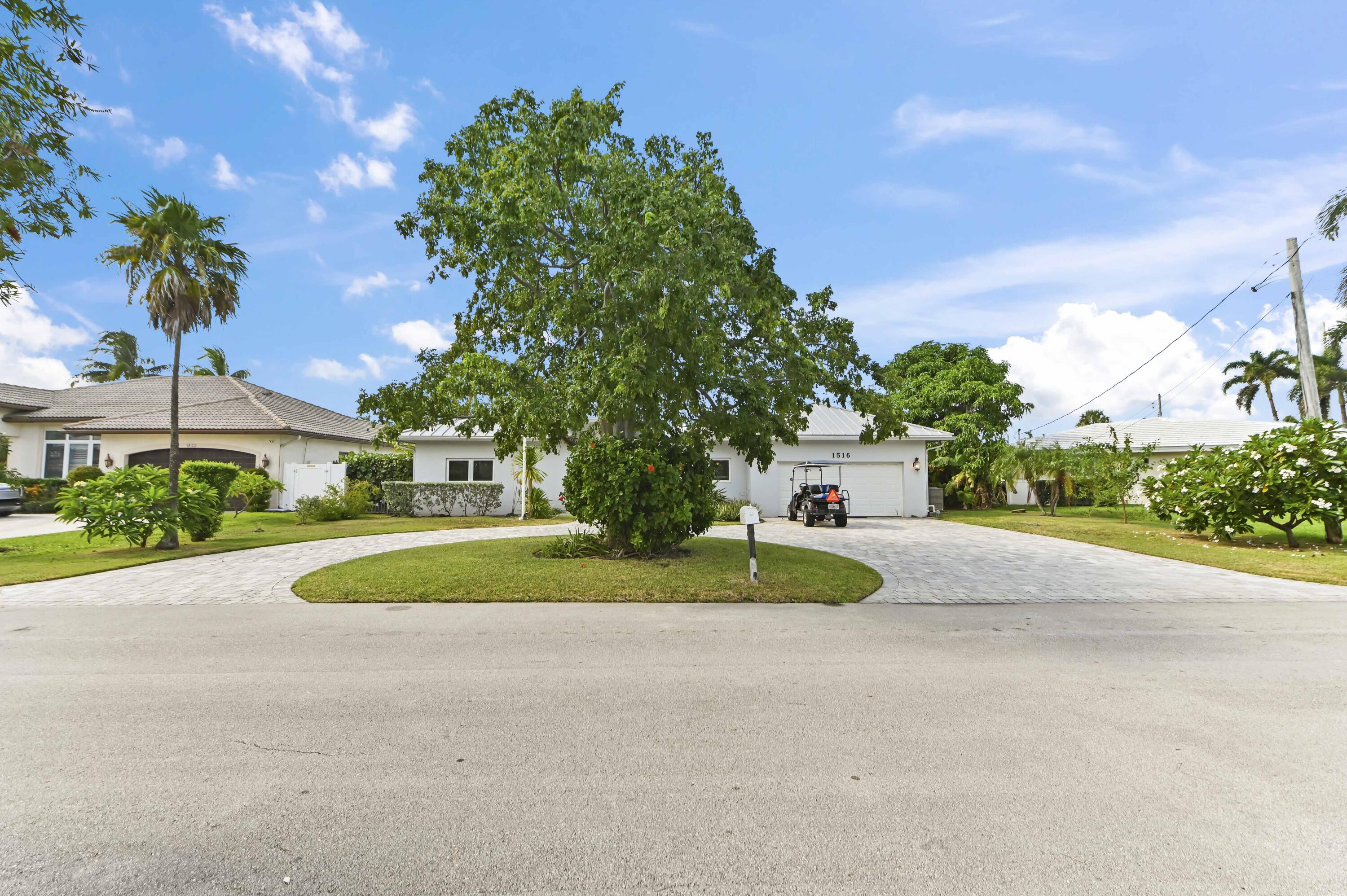 1516 SE 10th St - 1516 SE 10th St, Deerfield Beach, FL 33441 Luxury Property | Jose Angel Pina