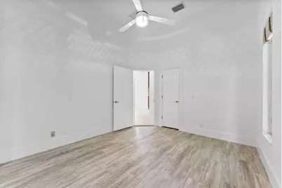 7876 Mandarin Drive, Boca Raton, FL 33433 - Photo 37