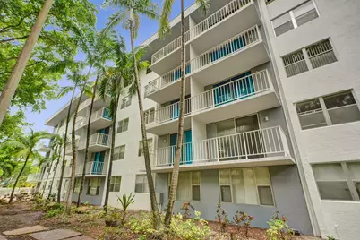 1805 Sans Souci Boulevard #421, North Miami, FL 33181 - Photo 1
