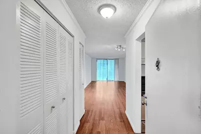 1805 Sans Souci Boulevard #421, North Miami, FL 33181 - Photo 3