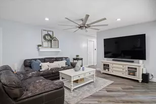 2740 NW 106th Ave, Coral Springs, FL 33065 - Photo 27