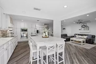 2740 NW 106th Ave, Coral Springs, FL 33065 - Photo 7