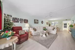 4735 Lucerne Lakes Blvd E, Lake Worth, FL 33467 - Photo 11