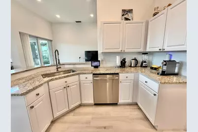 46 Pinnacle Cove, Palm Beach Gardens, FL 33418 - Photo 13