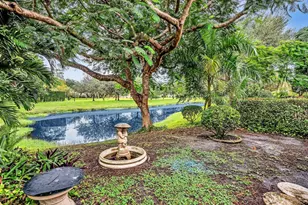 1970 Canterbury Cir, Wellington, FL 33414 - Photo 17