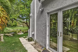 1970 Canterbury Cir, Wellington, FL 33414 - Photo 41