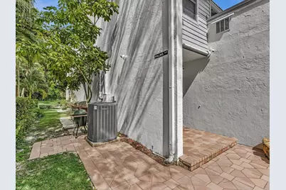 1970 Canterbury Circle #1970, Wellington, FL 33414 - Photo 39
