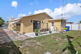 625 W 2nd St, Riviera Beach, FL 33404 - Photo 21
