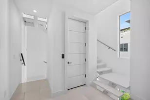 244 Garden Ct, Lauderdale by the Sea, FL 33308 - Photo 29