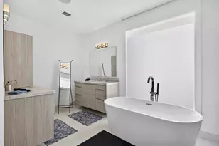 244 Garden Ct, Lauderdale by the Sea, FL 33308 - Photo 31