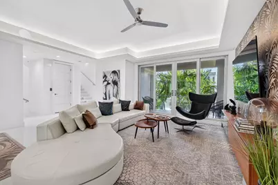244 Garden Court, Lauderdale by the Sea, FL 33308 - Photo 13
