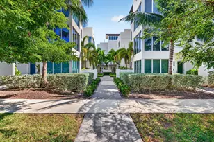 244 Garden Ct, Lauderdale by the Sea, FL 33308 - Photo 1