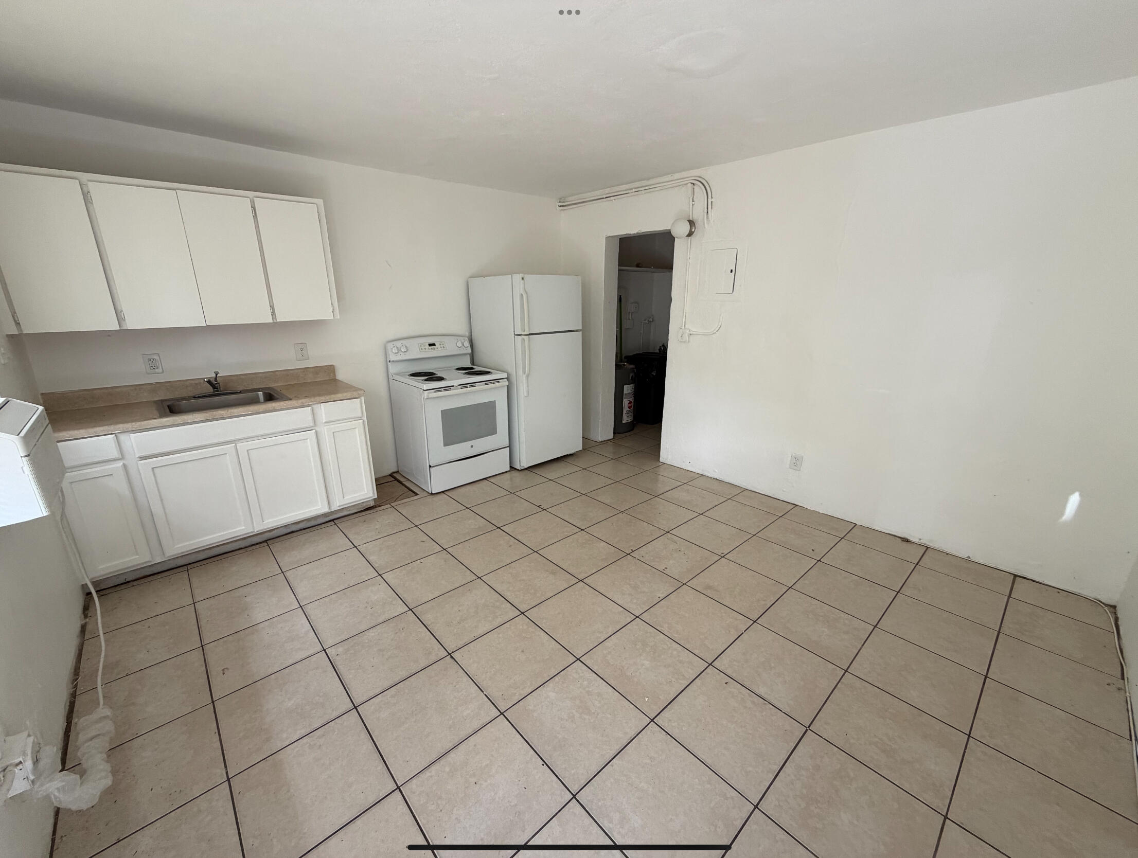 1100 NW 7th St #2 - 1100 NW 7th St #2, Fort Lauderdale, FL 33311 Luxury Property | Jose Angel Pina