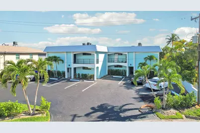 360 Wilma Circle, Riviera Beach, FL  - Photo 5