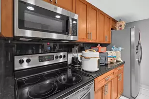 3254 N Pine Island Rd, Sunrise, FL 33351 - Photo 15