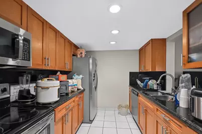 3254 N Pine Island Road, Sunrise, FL 33351 - Photo 13