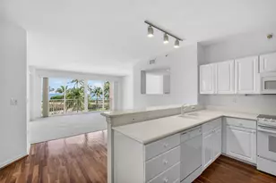 1660 S Hwy A1A (Incl Separate Deeded Guest Suite), Jupiter, FL 33477 - Photo 9