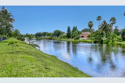 2063 Reston Circle, Royal Palm Beach, FL 33411 - Photo 53
