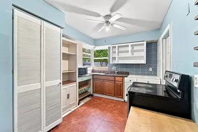 4031 NW 7th Avenue, Deerfield Beach, FL 33064 - Photo 5