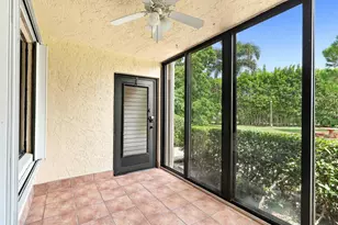 314 Knotty Pine Cir, Greenacres, FL 33463 - Photo 3