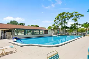 314 Knotty Pine Cir, Greenacres, FL 33463 - Photo 17