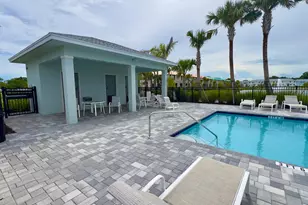 475 Salisbury Cir, Fort Pierce, FL 34982 - Photo 33