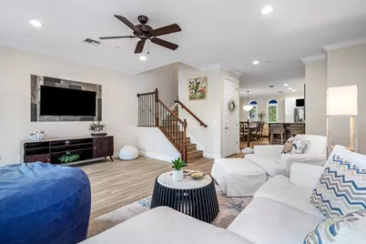 813 Estancia Way, Boynton Beach, FL 33435 - Photo 3