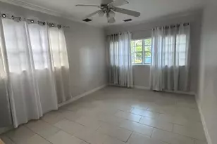 738 SW 5th Ave, Hallandale Beach, FL 33009 - Photo 11