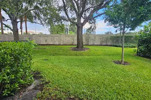 6765 Broadwater Ln, Lake Worth, FL 33467 - Photo 17