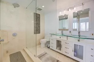 100 Lincoln Rd, Miami Beach, FL 33139 - Photo 17