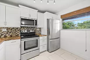 1831 Sabal Palm Dr, Davie, FL 33324 - Photo 5