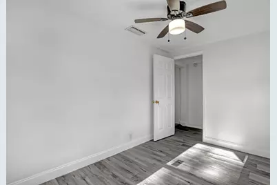 180 W 15th Street, Riviera Beach, FL 33404 - Photo 17