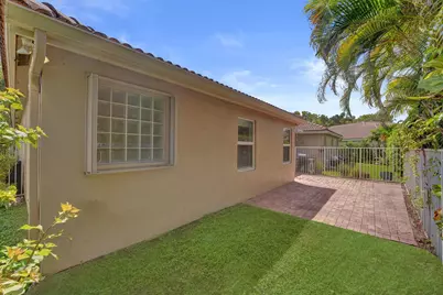 1969 Andromeda Lane, Weston, FL 33327 - Photo 29