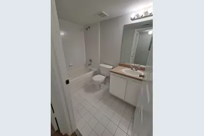 181 SW Palm Drive #204, Port Saint Lucie, FL 34986 - Photo 9