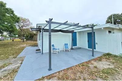261 6th Court SW, Vero Beach, FL 32962 - Photo 33