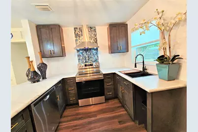 261 6th Court SW, Vero Beach, FL 32962 - Photo 9