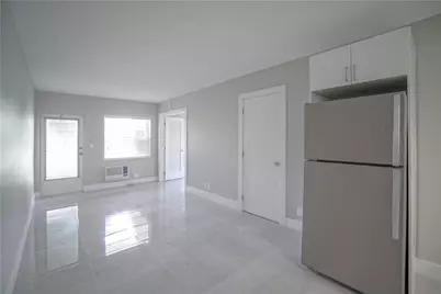 640 NE 7th Avenue #10, Fort Lauderdale, FL 33304 - Photo 5