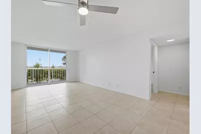 480 Executive Center Drive #1C, West Palm Beach, FL 33401 - Photo 5