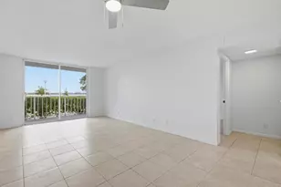 480 Executive Center Dr, West Palm Beach, FL 33401 - Photo 5
