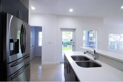 [Address not provided], Fort Lauderdale, FL 33316 - Photo 5