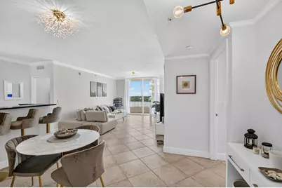 625 Casa Loma Boulevard #1009, Boynton Beach, FL 33435 - Photo 3