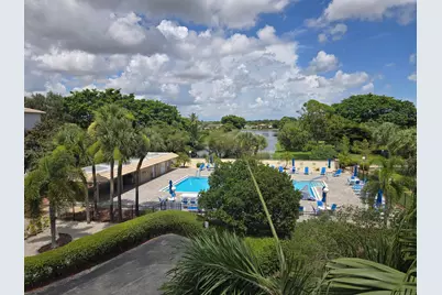 1902 Bermuda Circle #E4, Coconut Creek, FL 33066 - Photo 37