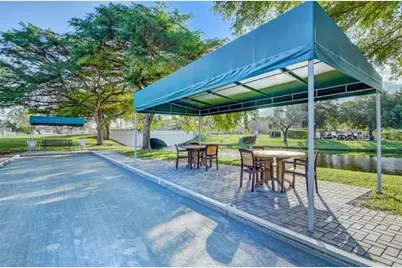 1902 Bermuda Circle #E4, Coconut Creek, FL 33066 - Photo 31