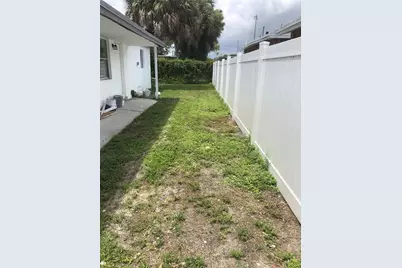 839 NW 14th Way #1, Fort Lauderdale, FL 33311 - Photo 9
