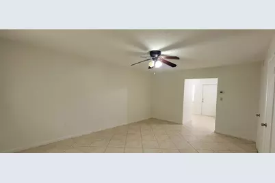 2018 S 10th Street, Fort Pierce, FL 34950 - Photo 3