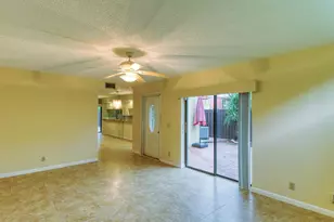23078 Oxford Pl, Boca Raton, FL 33433 - Photo 7