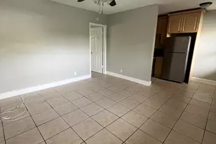2016 NE 17th Ct, Fort Lauderdale, FL 33305 - Photo 3