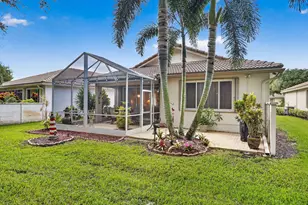 2260 Sapphire Cir, West Palm Beach, FL 33411 - Photo 41