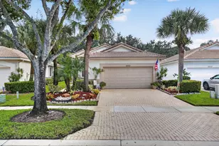 2260 Sapphire Cir, West Palm Beach, FL 33411 - Photo 3